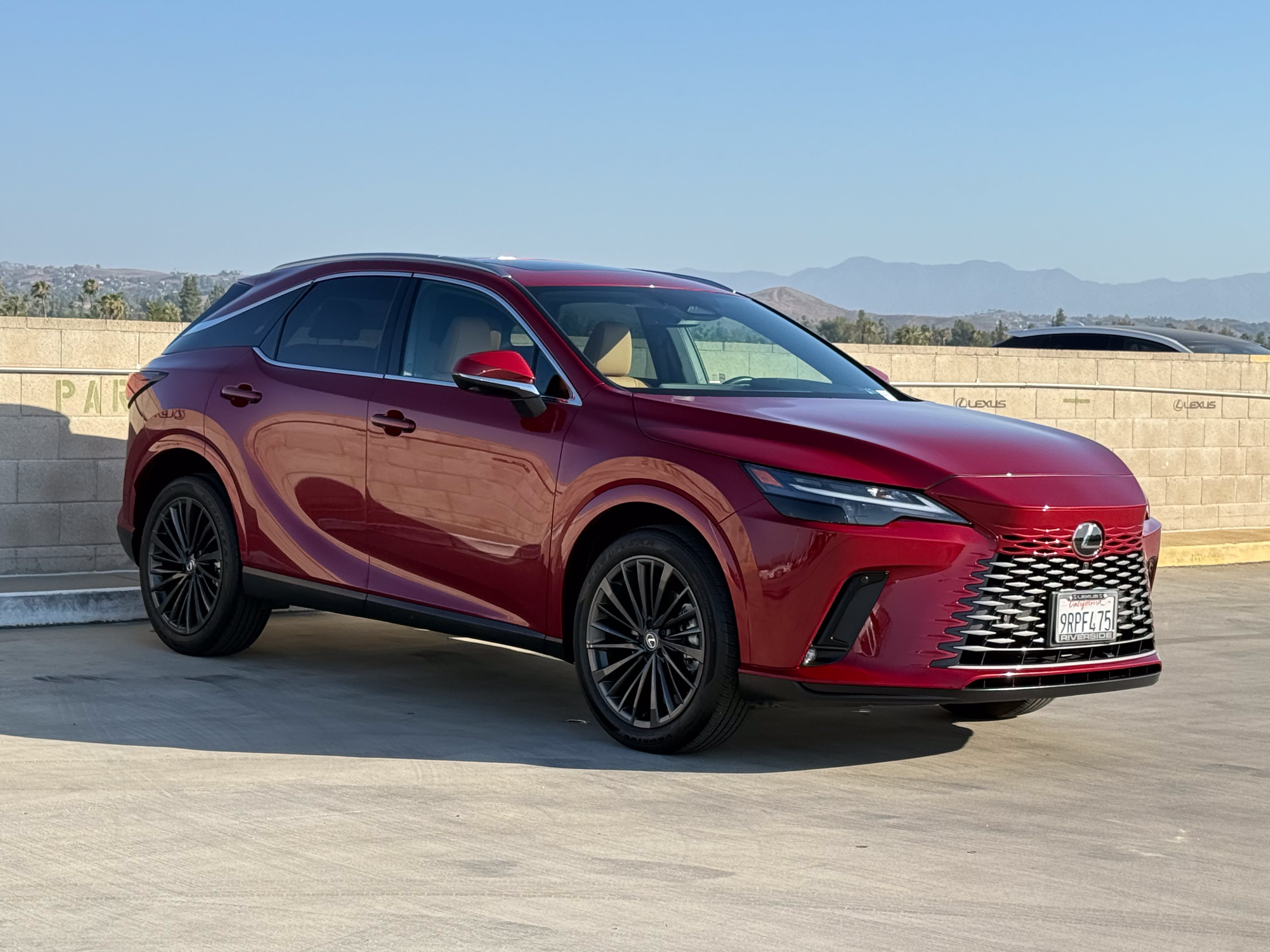 Certified 2025 Lexus RX 350 Premium w/ Convenience Package FWD image 2