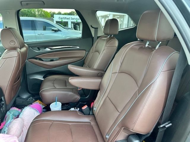 Used 2019 Buick Enclave Avenir w/ Avenir Technology Package AWD/4WD image 35