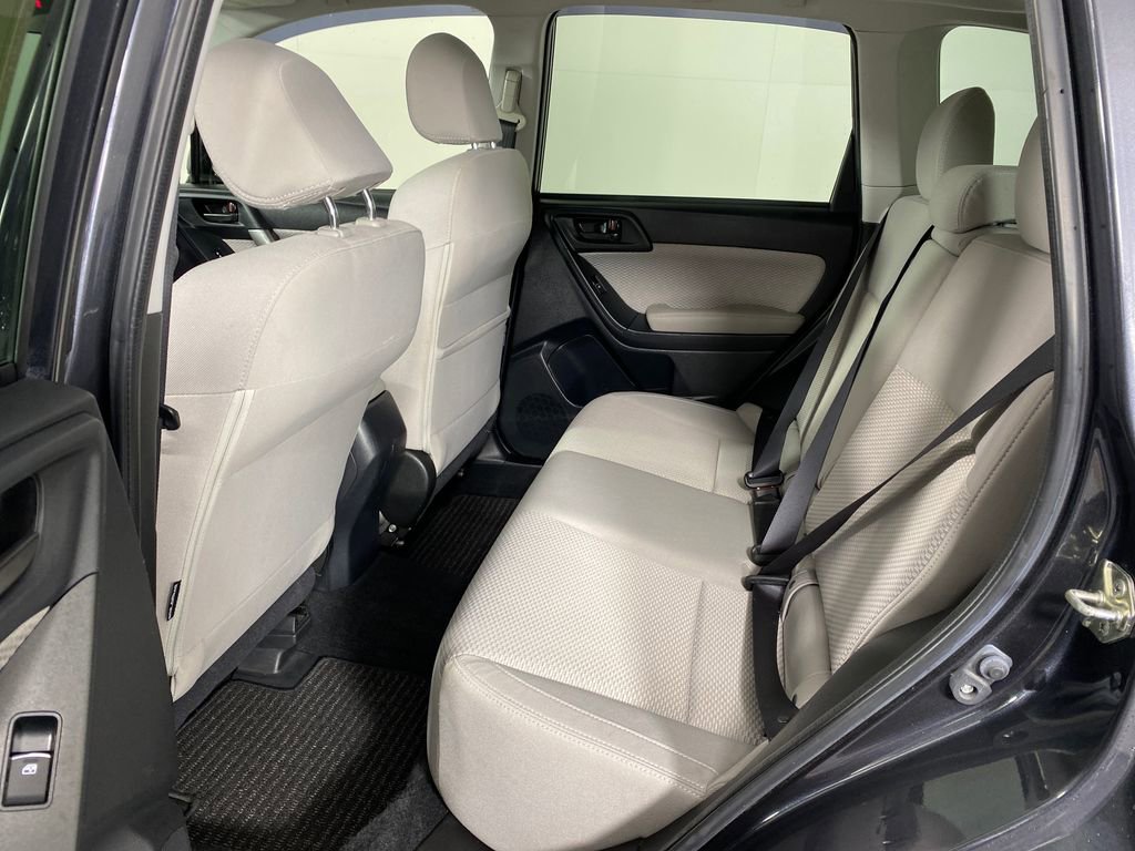 Used 2017 Subaru Forester 2.5i Premium w/ All-Weather Package image 27