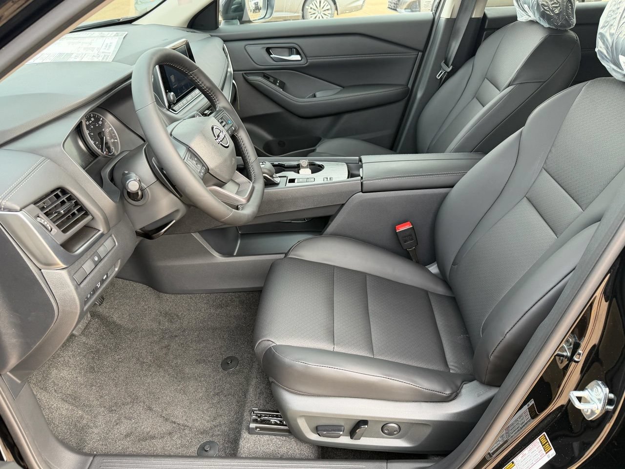 New 2026 Nissan Rogue Dark Armor FWD image 19