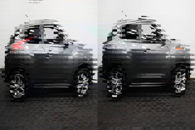 Used 2013 Nissan Juke SV image 4