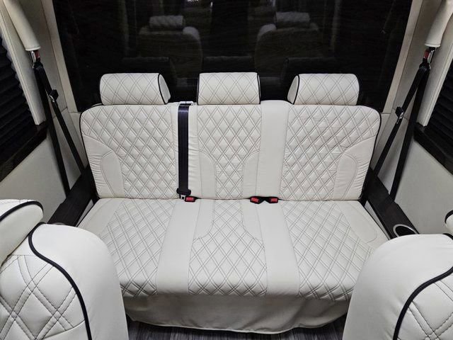 New 2024 Mercedes-Benz Sprinter 3500 image 40