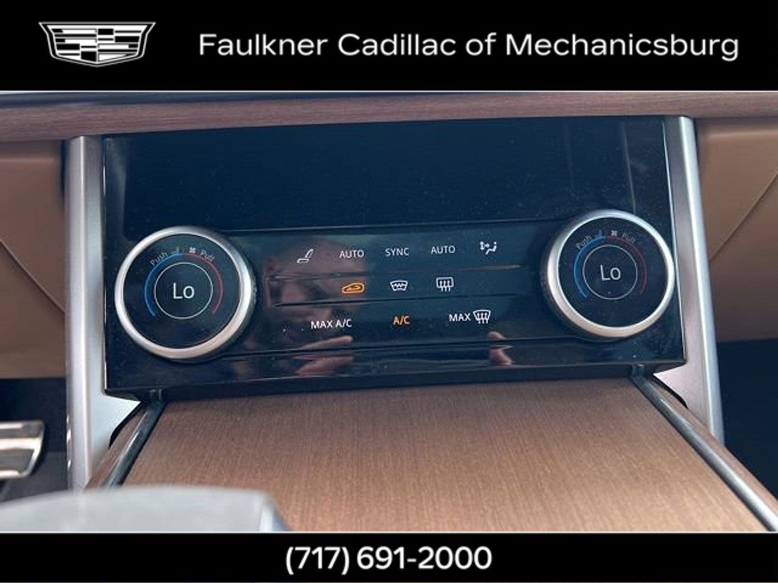 Used 2023 Land Rover Range Rover SE image 24