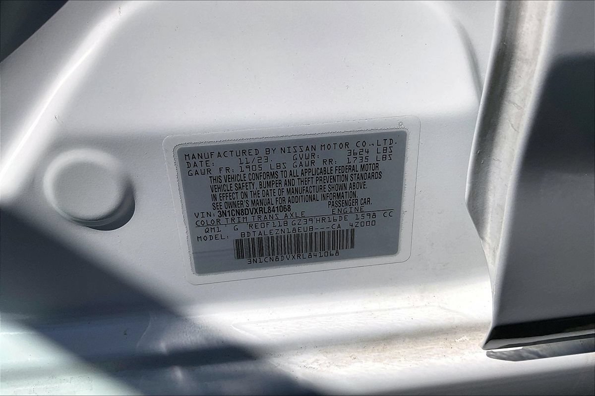 Used 2024 Nissan Versa S w/ Trunk Package FWD image 29
