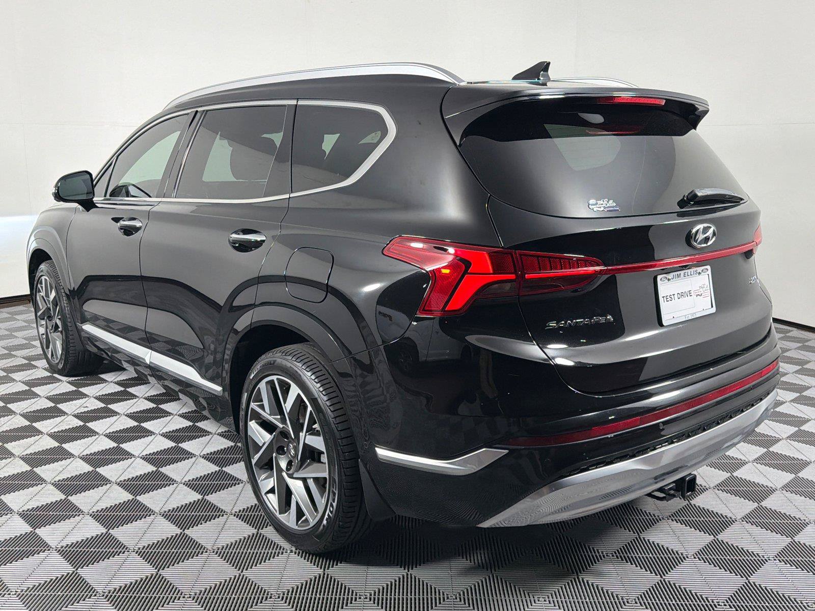 Used 2022 Hyundai Santa Fe Calligraphy FWD image 5