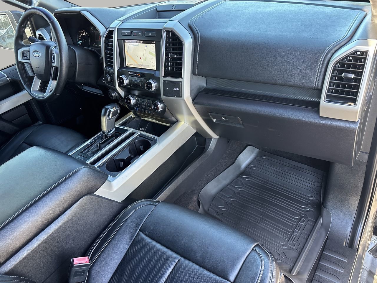 Used 2019 Ford F150 Lariat w/ Equipment Group 502A Luxury image 11