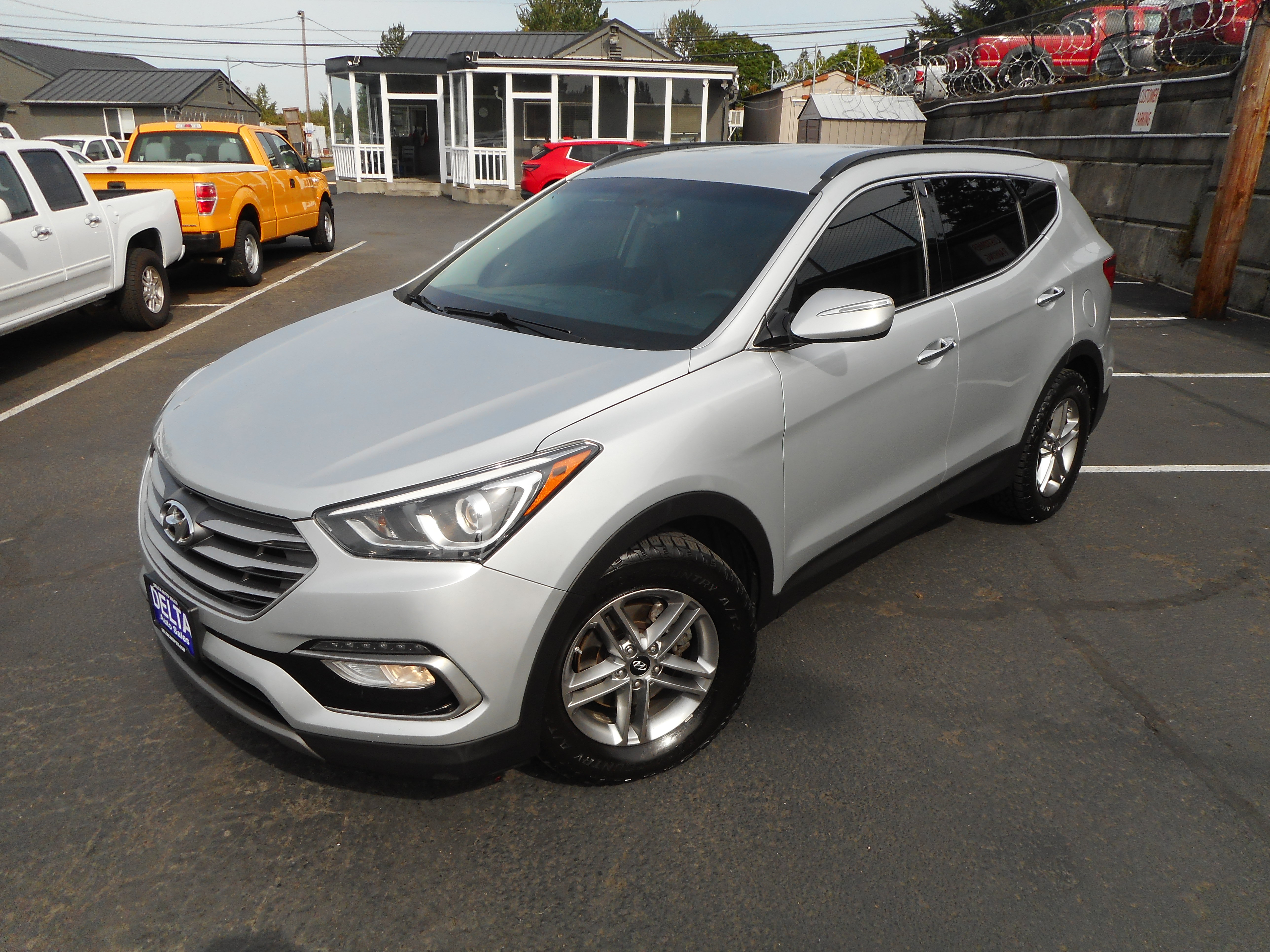 Used 2018 Hyundai Santa Fe Sport w/ 2.4L Value Package 02 AWD/4WD image 5