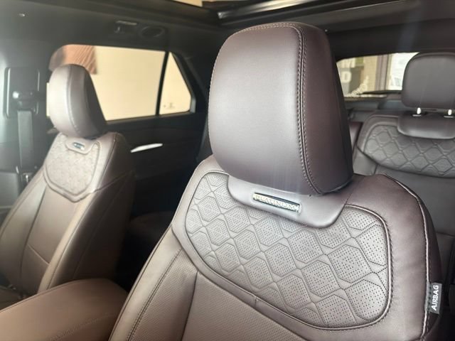 New 2026 Ford Explorer Platinum w/ LUX Leather Package AWD/4WD image 15