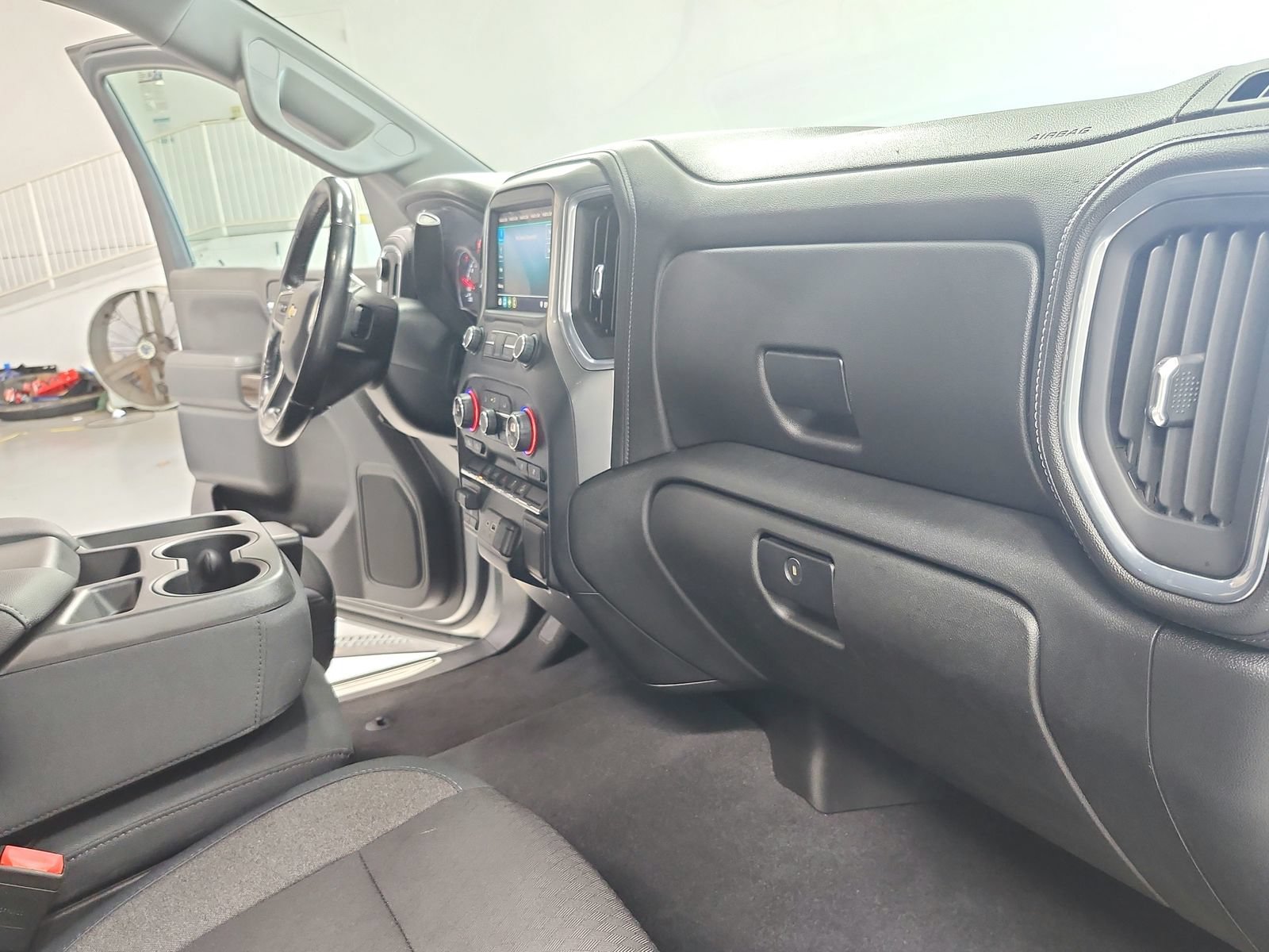 Used 2019 Chevrolet Silverado 1500 LT w/ All-Star Edition AWD/4WD image 33