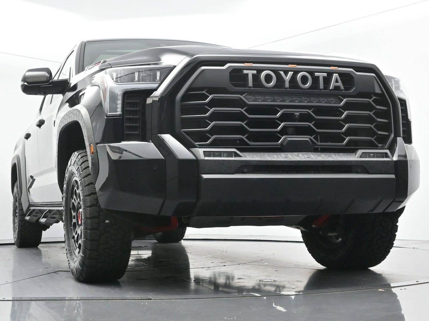 Used 2025 Toyota Tundra TRD Pro AWD/4WD image 45