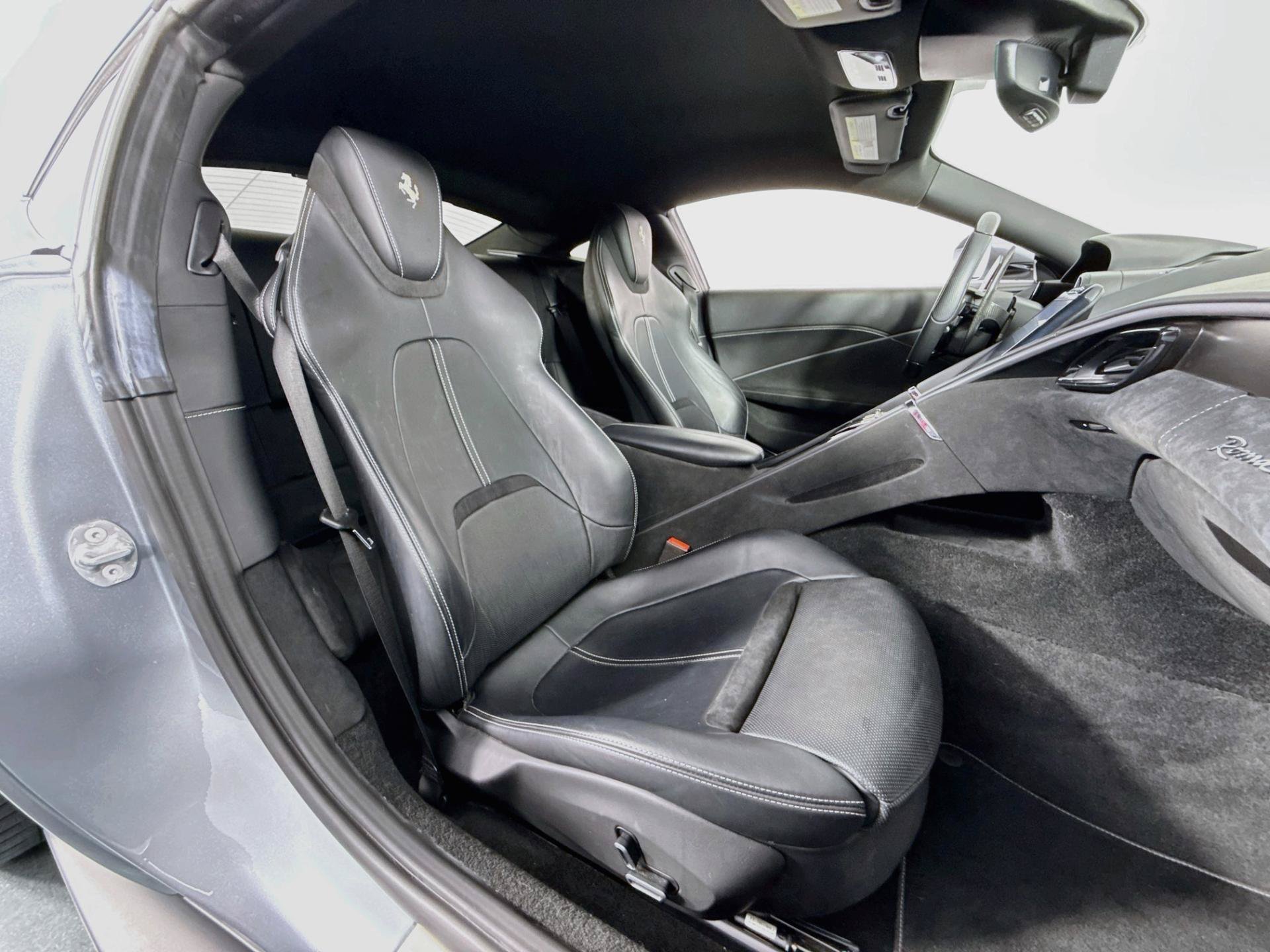 Used 2021 Ferrari Roma RWD image 28