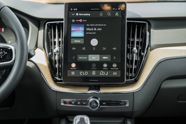 New 2026 Volvo XC60 T8 Plus w/ Climate Package AWD/4WD image 21