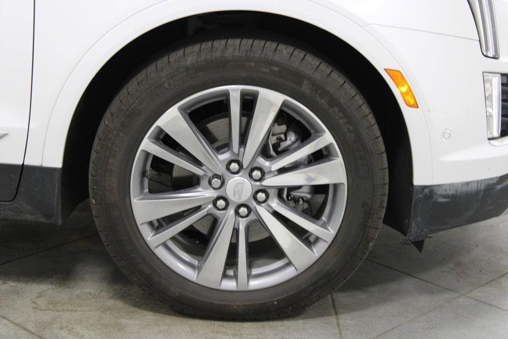 Used 2025 Cadillac XT5 Premium Luxury w/ Technology Package image 12