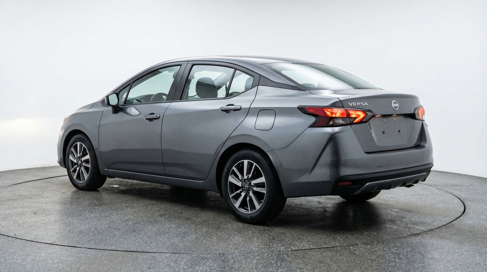 Used 2025 Nissan Versa SV FWD image 6