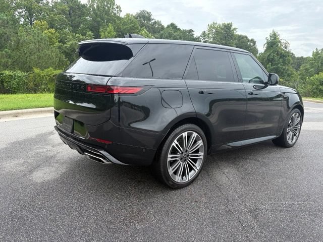 Used 2025 Land Rover Range Rover Sport Dynamic SE AWD/4WD image 2