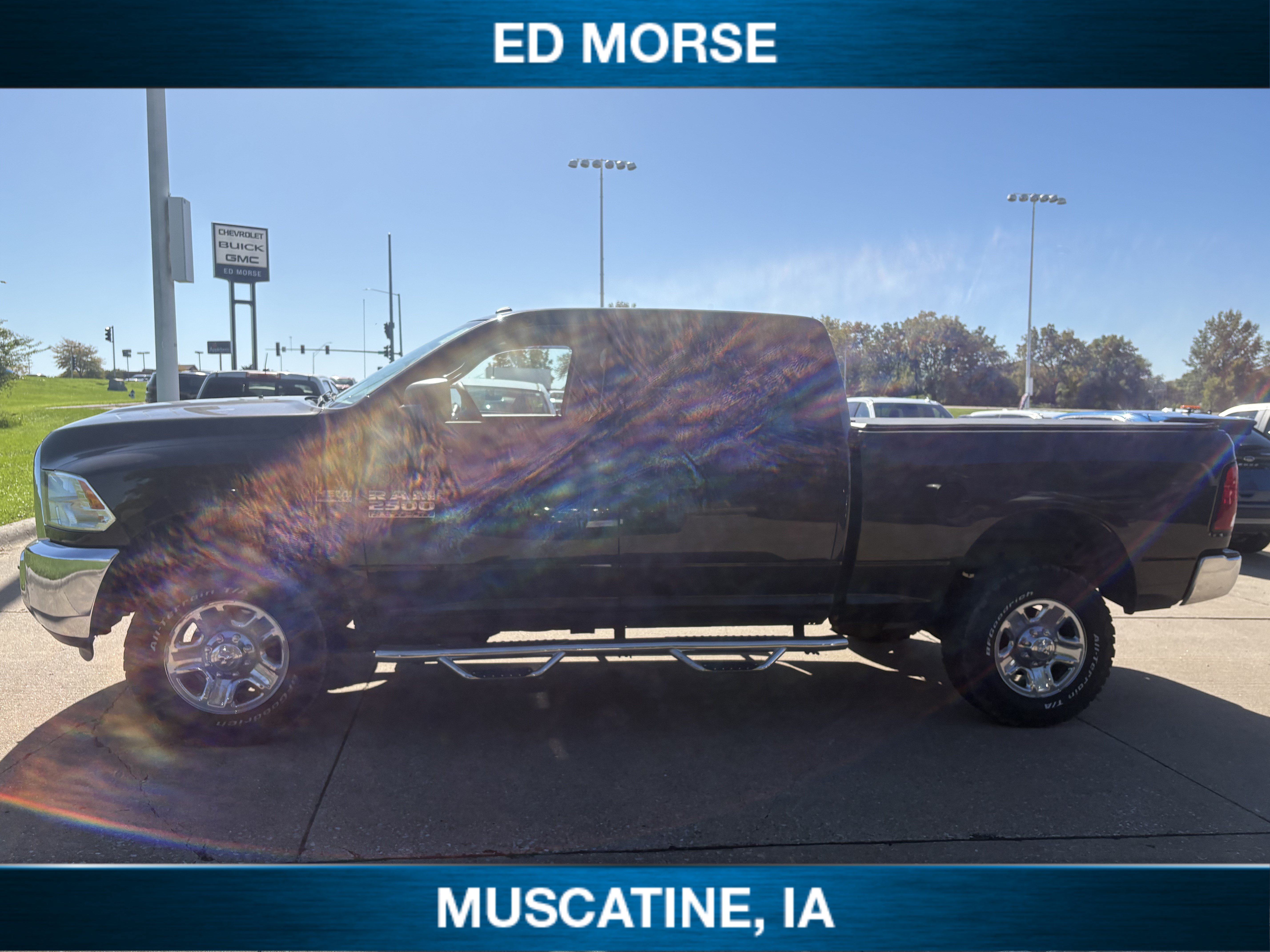 Used 2016 RAM 2500 Tradesman w/ Chrome Appearance Group AWD/4WD image 3