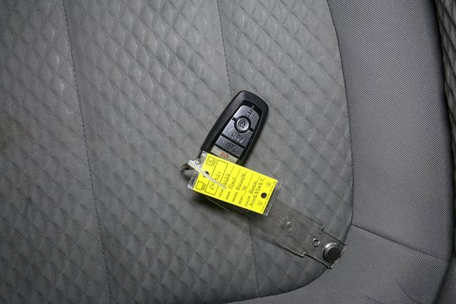 Used 2022 Ford Escape SE w/ Convenience Package image 38