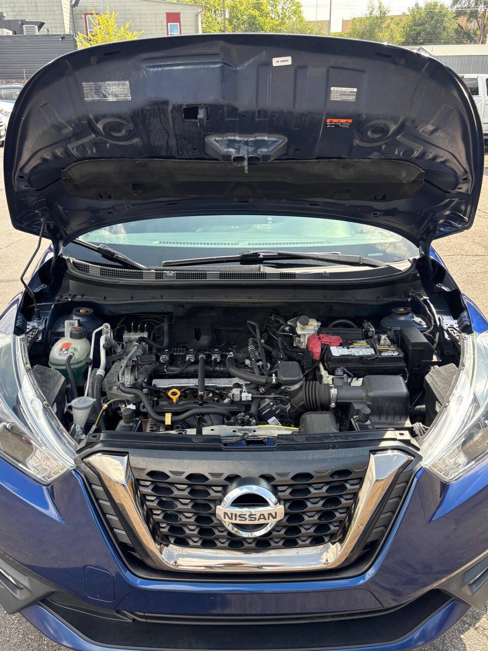 Used 2019 Nissan Kicks SR w/ SR Premium Package FWD image 28