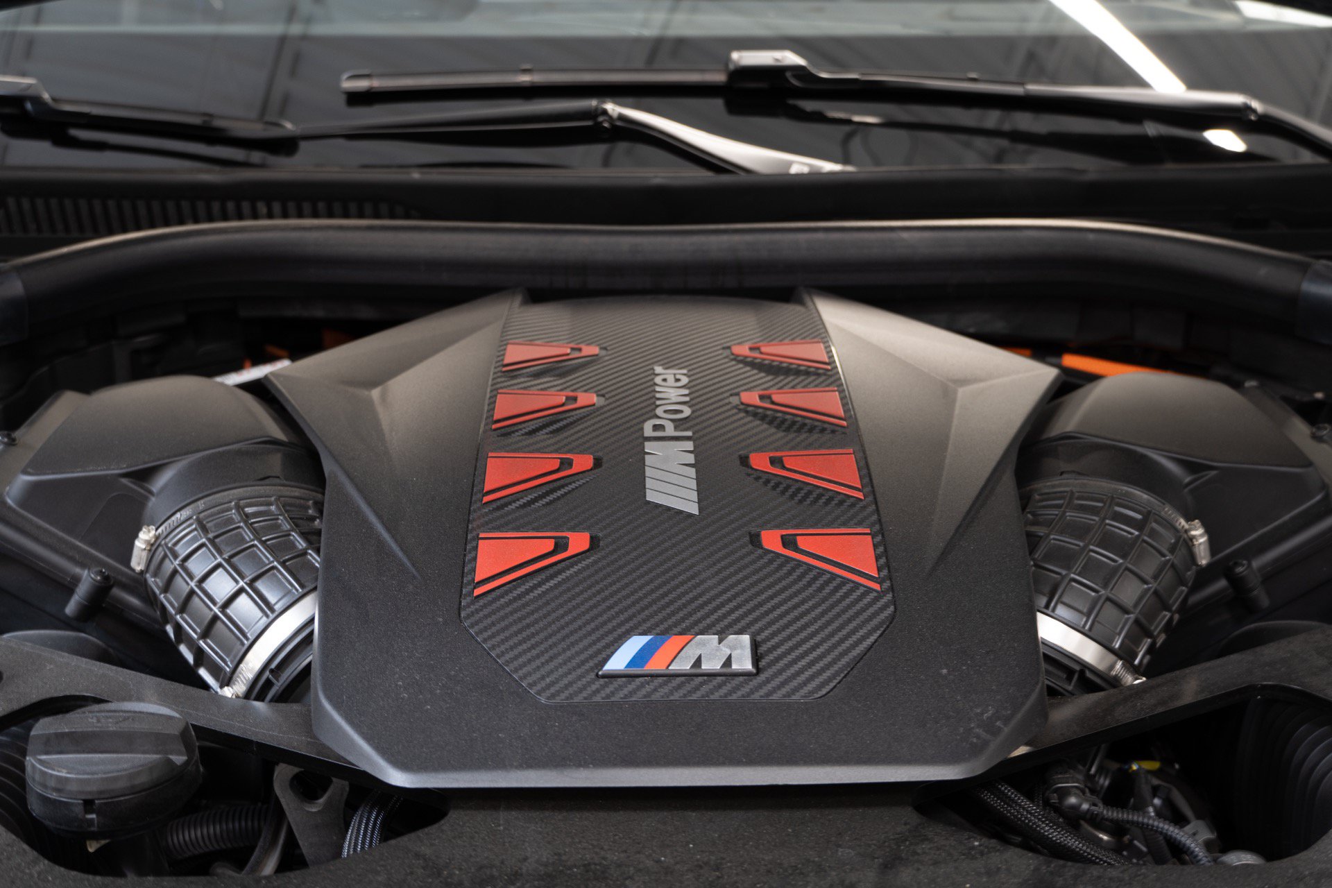 Used 2023 BMW XM AWD/4WD image 32