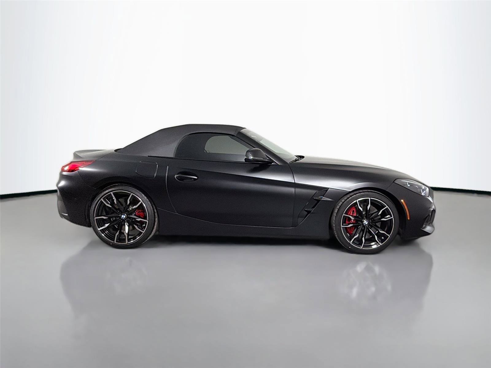 New 2026 BMW Z4 M40i RWD image 4