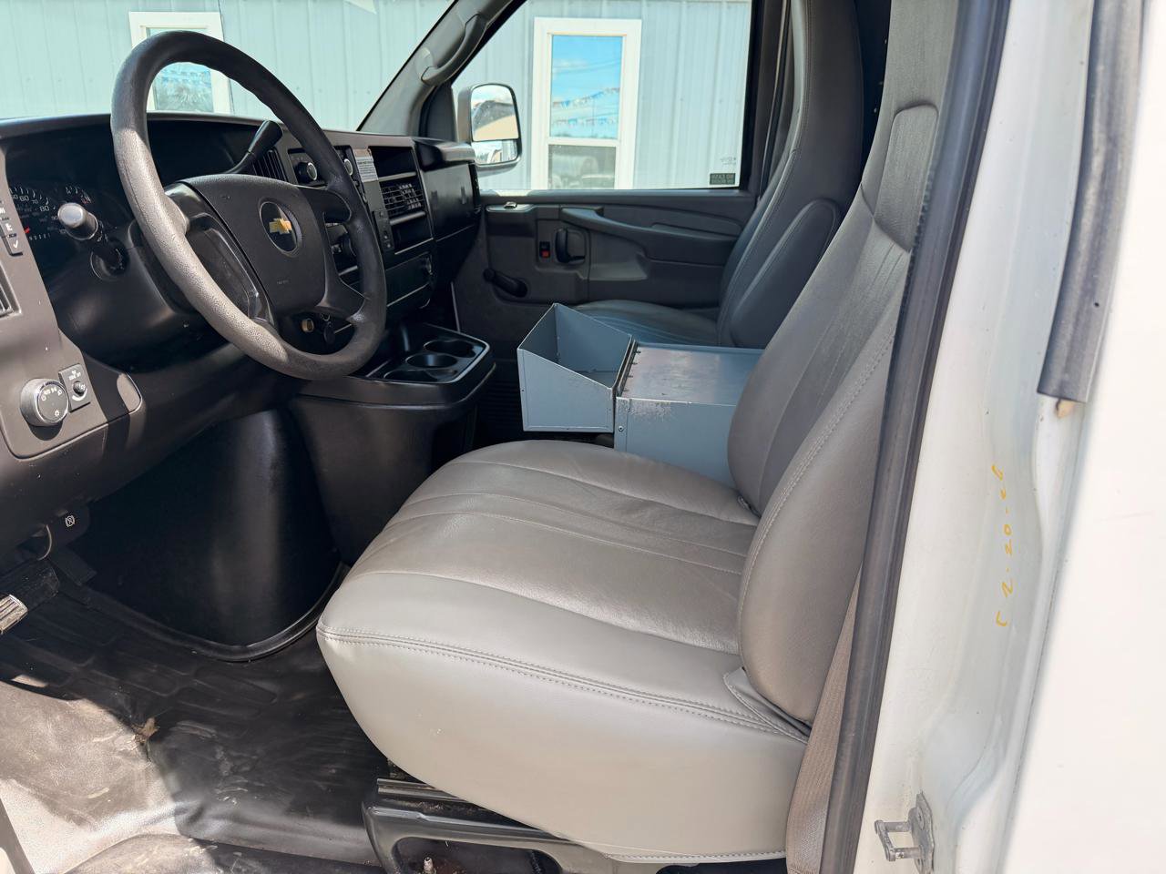 Used 2012 Chevrolet Express 1500 image 7