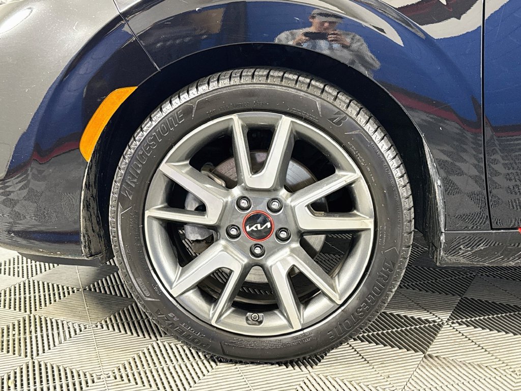 Used 2022 Kia Soul Turbo FWD image 32