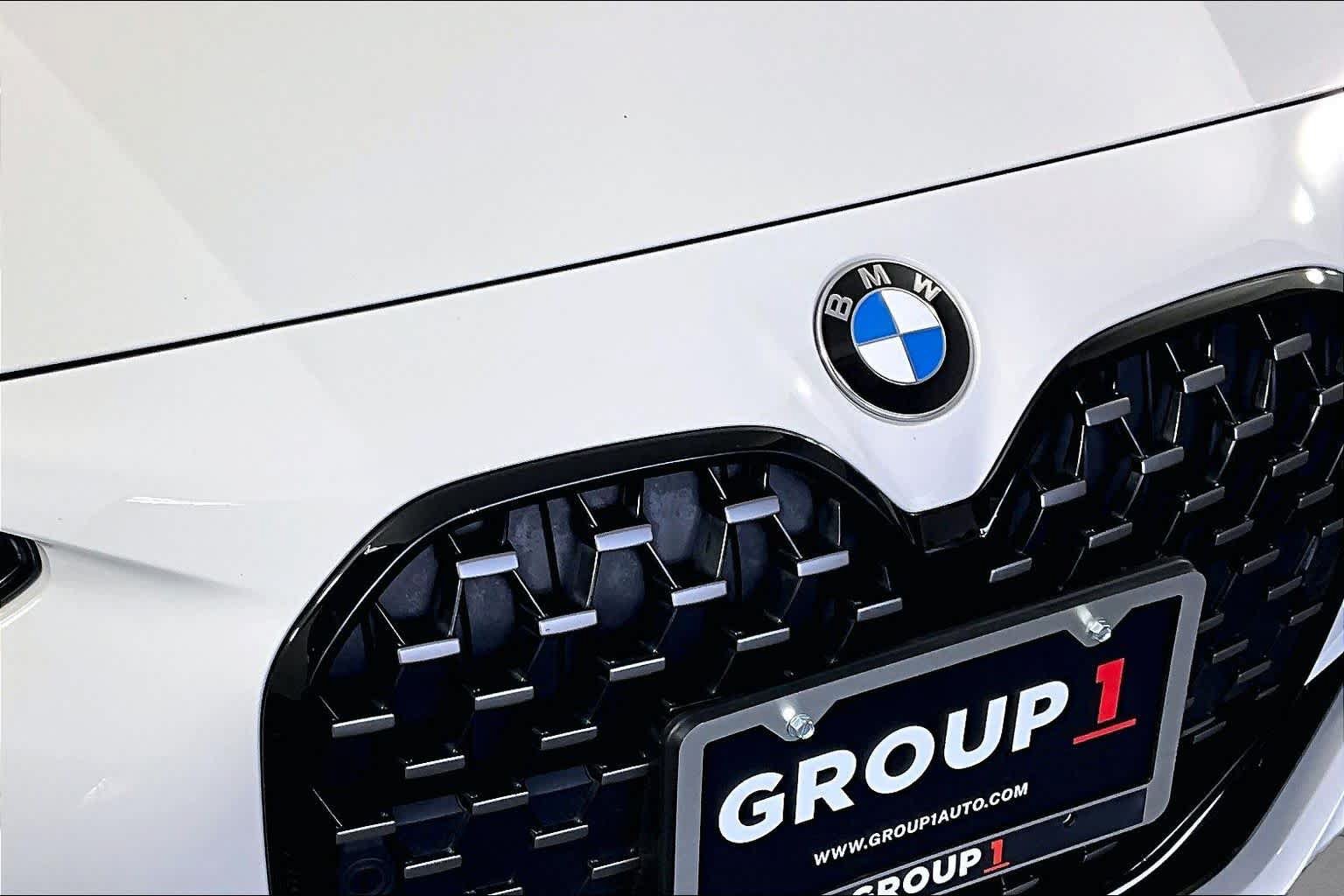 Used 2023 BMW M440i Convertible w/ Premium Package RWD image 28