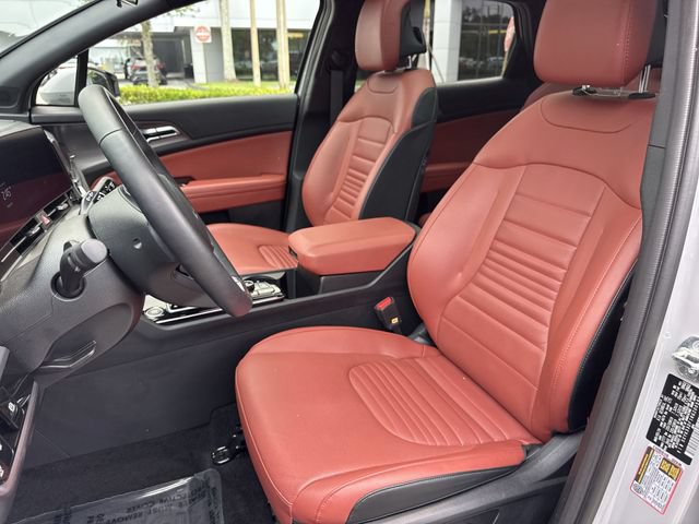 Used 2024 Kia Sportage SX FWD image 11