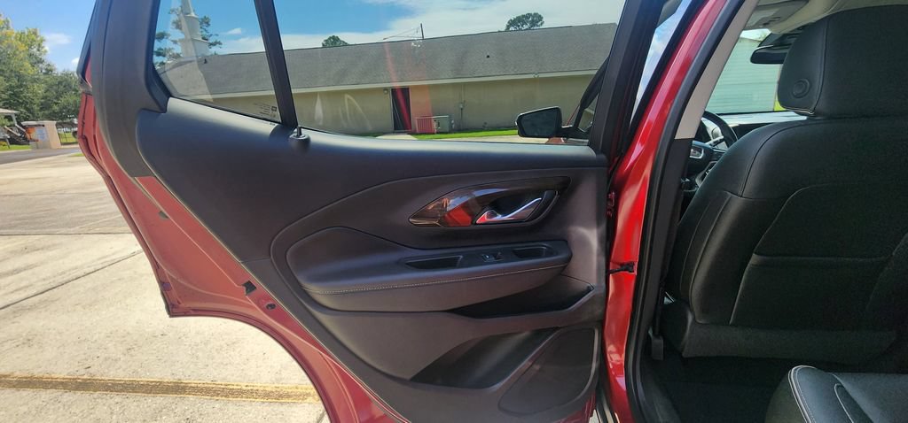Used 2019 GMC Terrain Denali w/ Advanced Safety Package FWD image 17