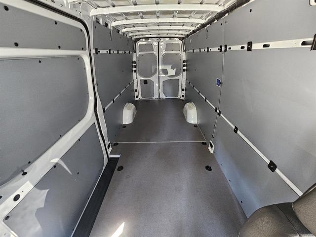 New 2026 Mercedes-Benz Sprinter 2500 image 16