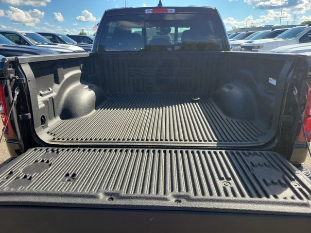 New 2026 RAM 1500 Big Horn AWD/4WD image 9