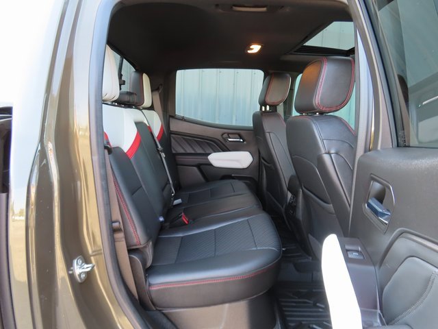 Used 2024 GMC Canyon AT4X w/ AT4X AEV Edition image 27