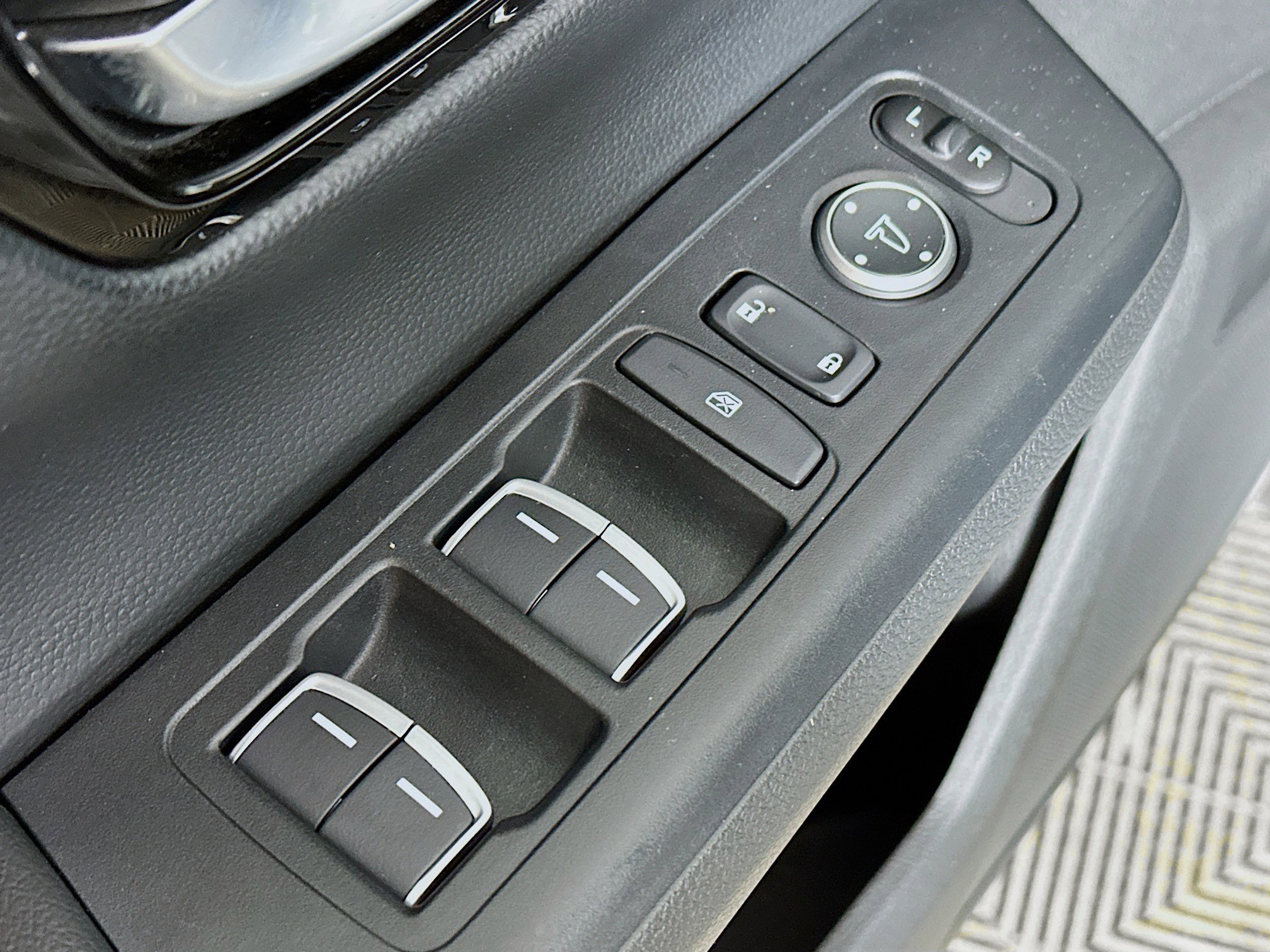 Used 2023 Honda CR-V EX-L image 17