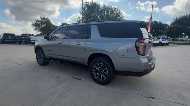 Certified 2024 Chevrolet Suburban Z71 w/ Luxury Package AWD/4WD image 6