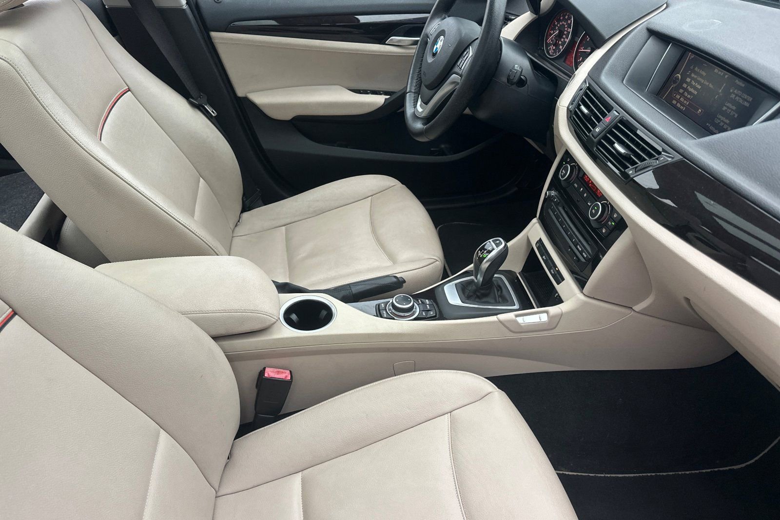 Used 2014 BMW X1 sDrive28i image 17