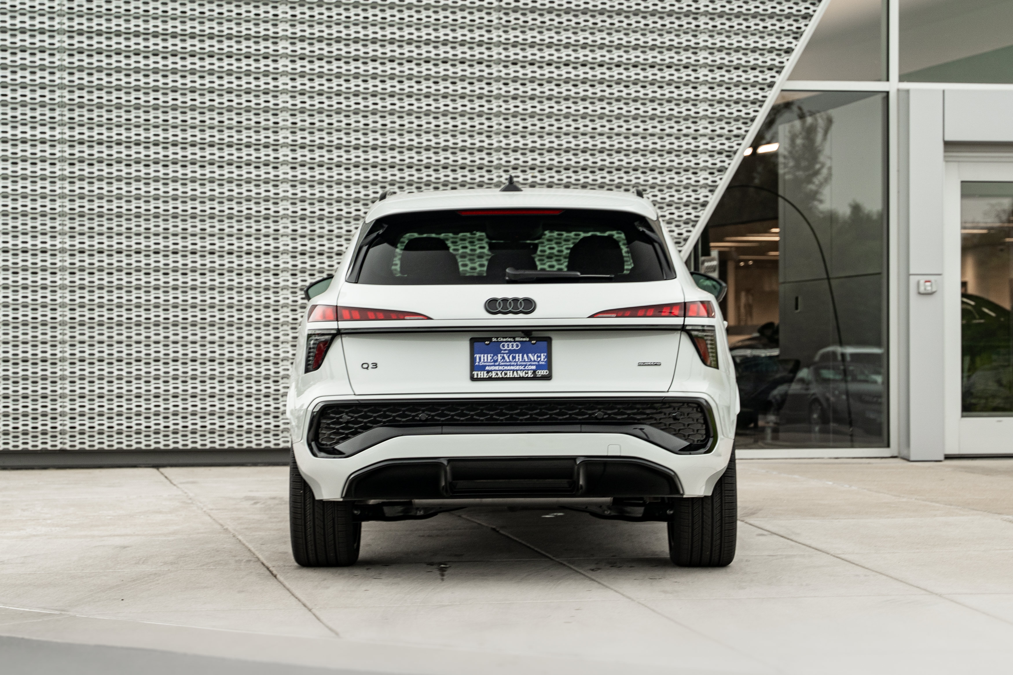 New 2026 Audi Q3 quattro 2.0T AWD/4WD image 24