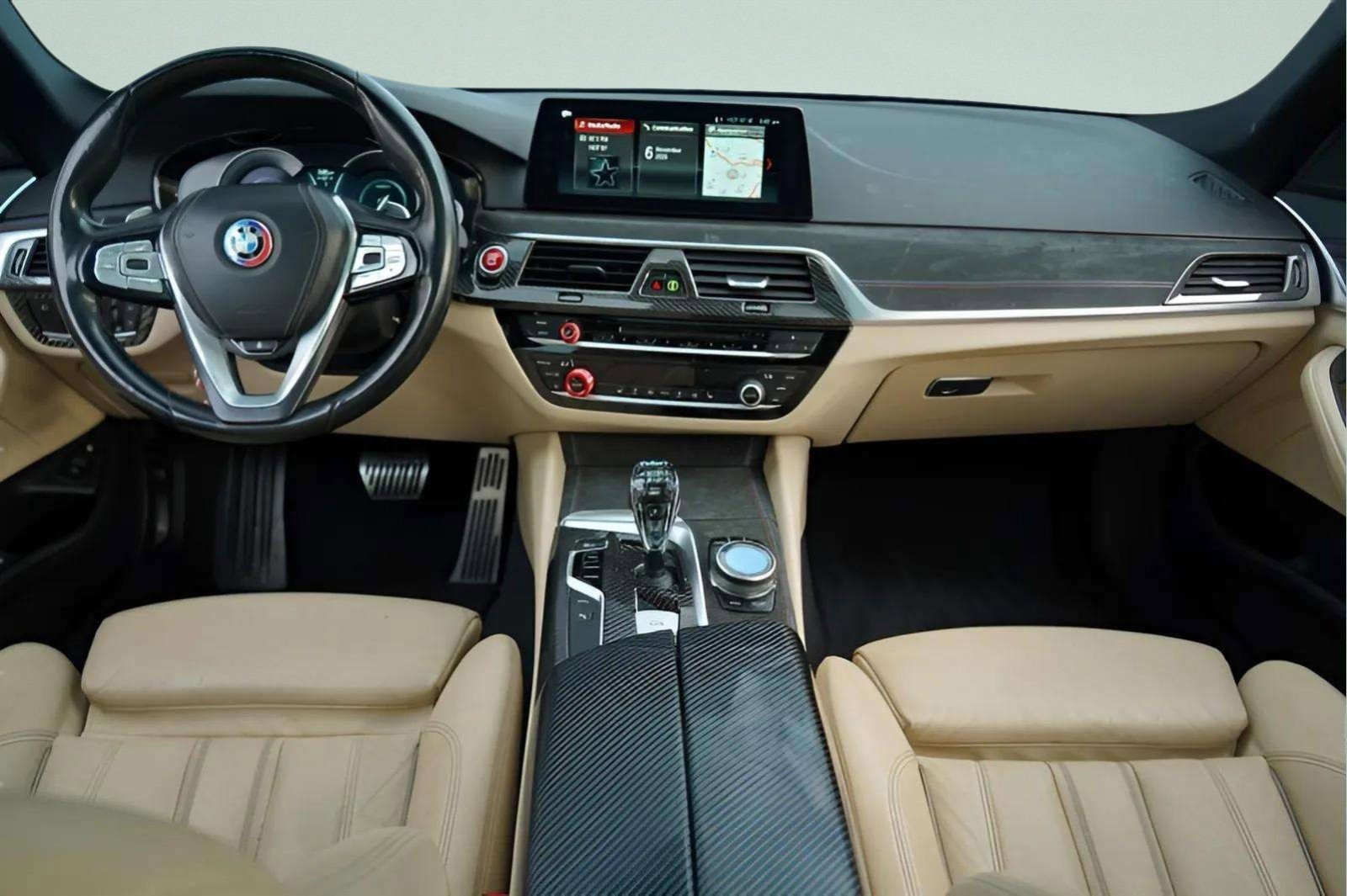 Used 2018 BMW 530e xDrive image 24