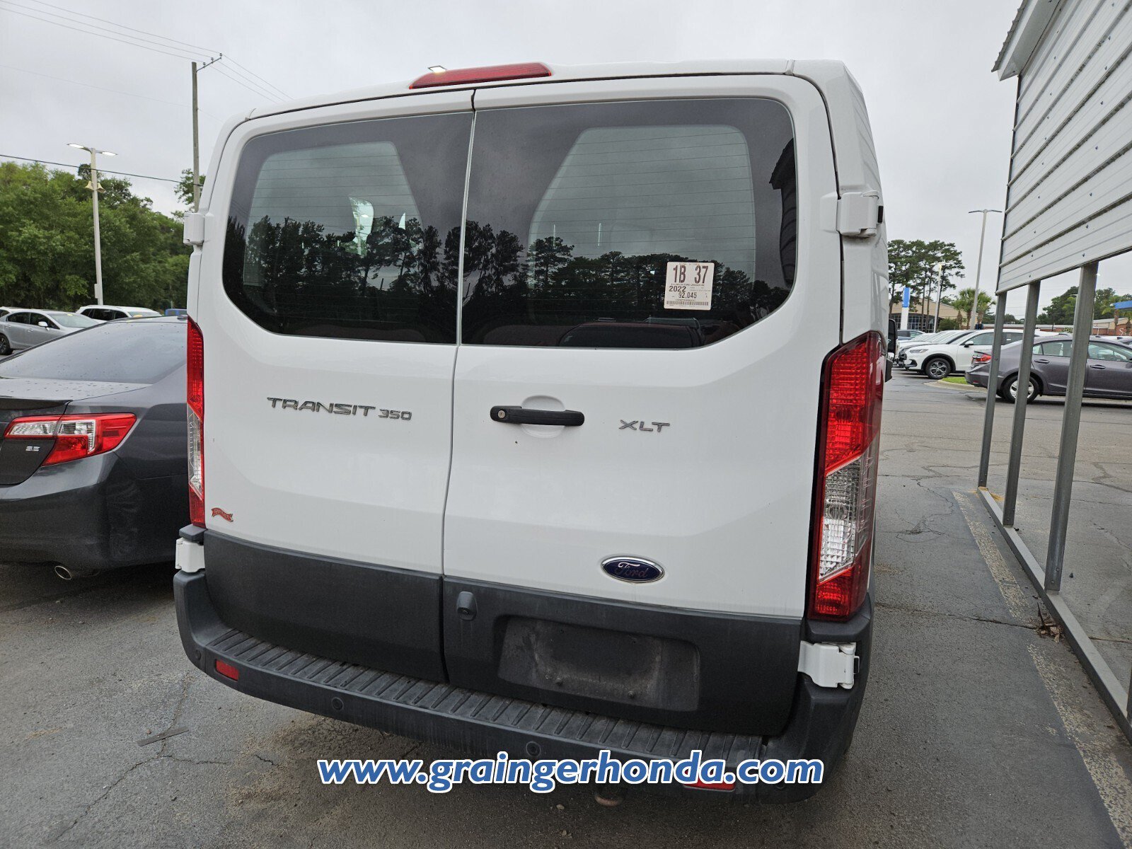 Used 2022 Ford Transit 350 XLT RWD image 7