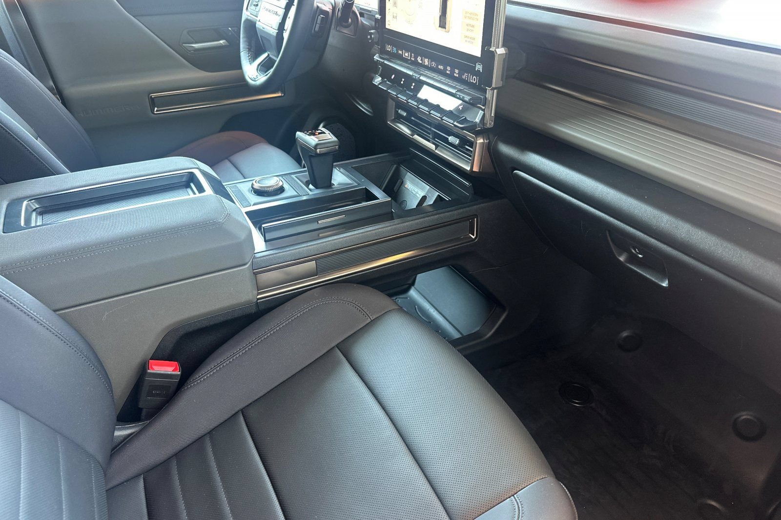 Used 2025 GMC Hummer EV 2X w/ Extreme Off-Road Package AWD/4WD image 18
