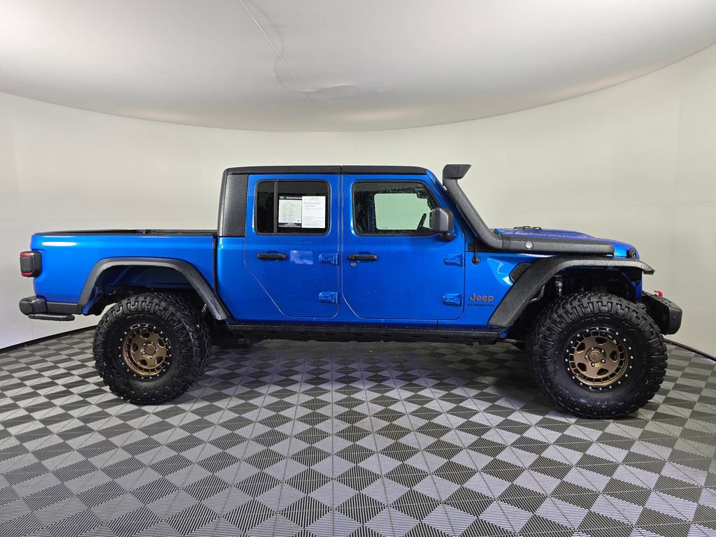 Used 2020 Jeep Gladiator Rubicon w/ Advanced Safety Group AWD/4WD image 9