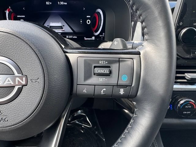 Used 2025 Nissan Pathfinder Platinum AWD/4WD image 31