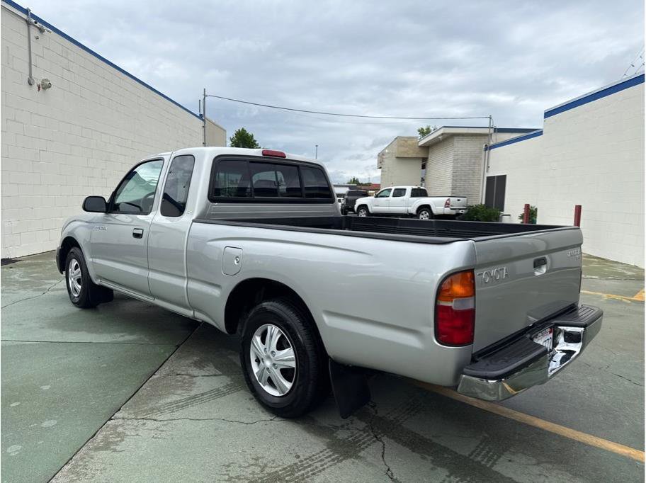Used 2000 Toyota Tacoma 2WD Xtracab image 9