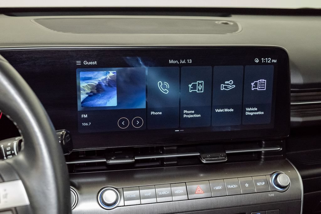 Used 2025 Hyundai Kona SEL FWD image 16