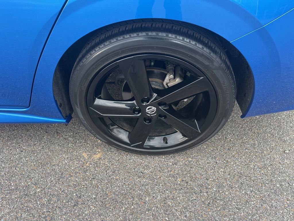 Used 2022 Nissan Sentra SR w/ SR Premium Package image 10