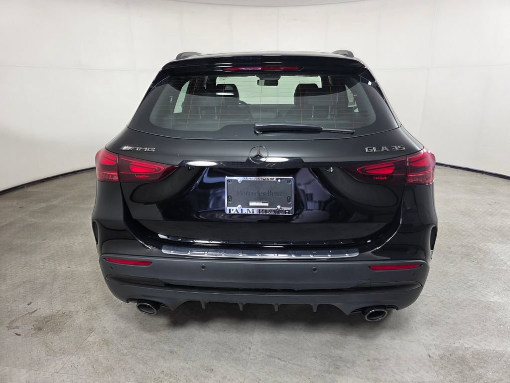 New 2026 Mercedes-Benz GLA 35 AMG 4MATIC image 5