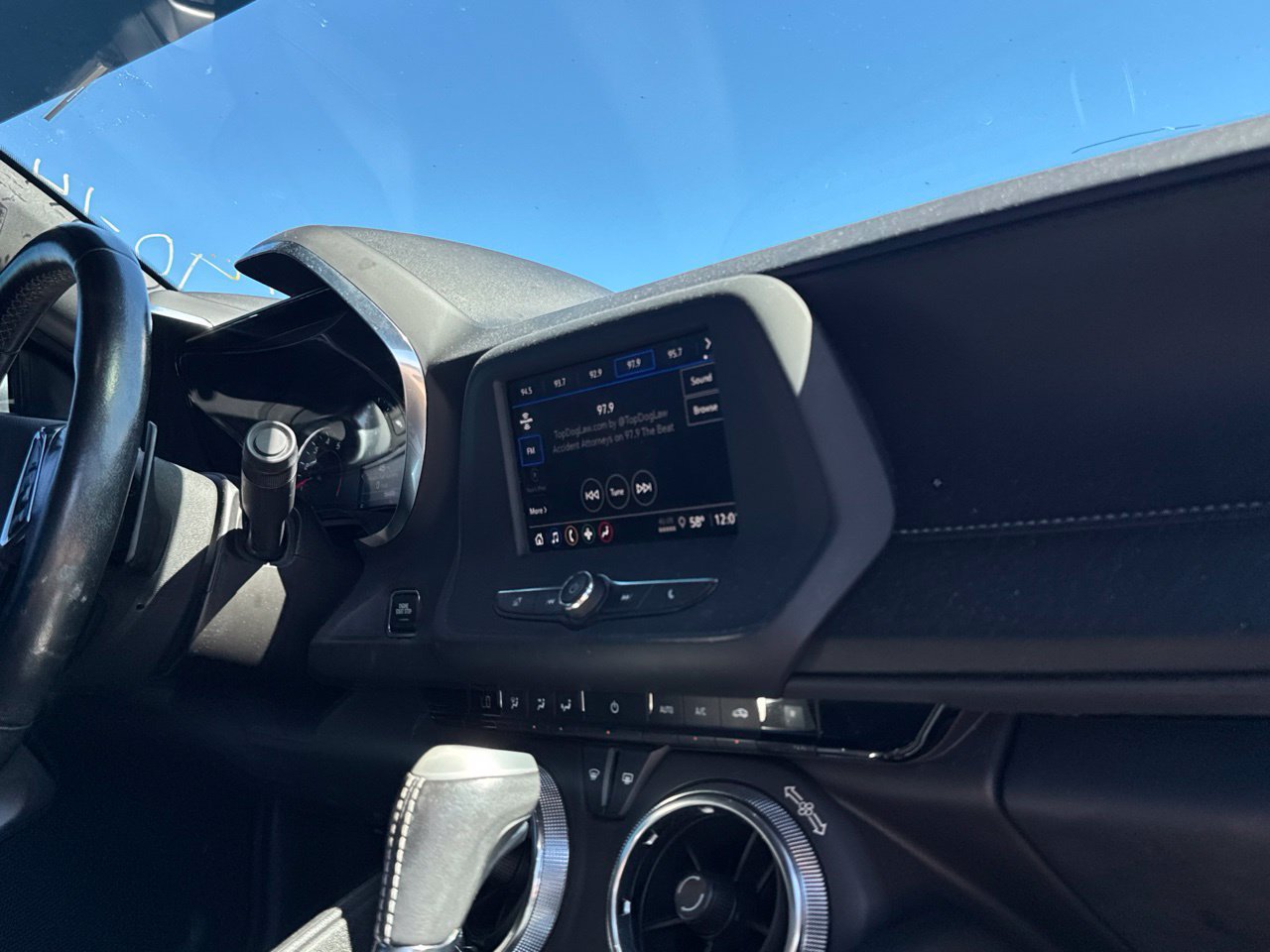 Used 2023 Chevrolet Camaro LT RWD image 30