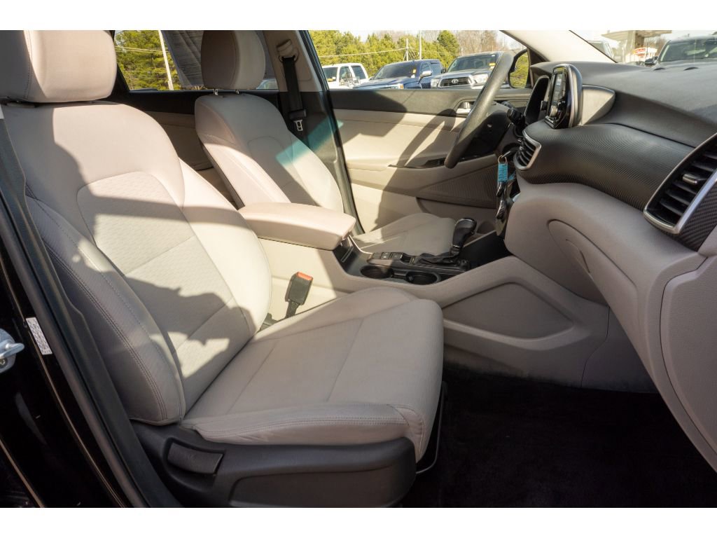 Used 2019 Hyundai Tucson SE image 16