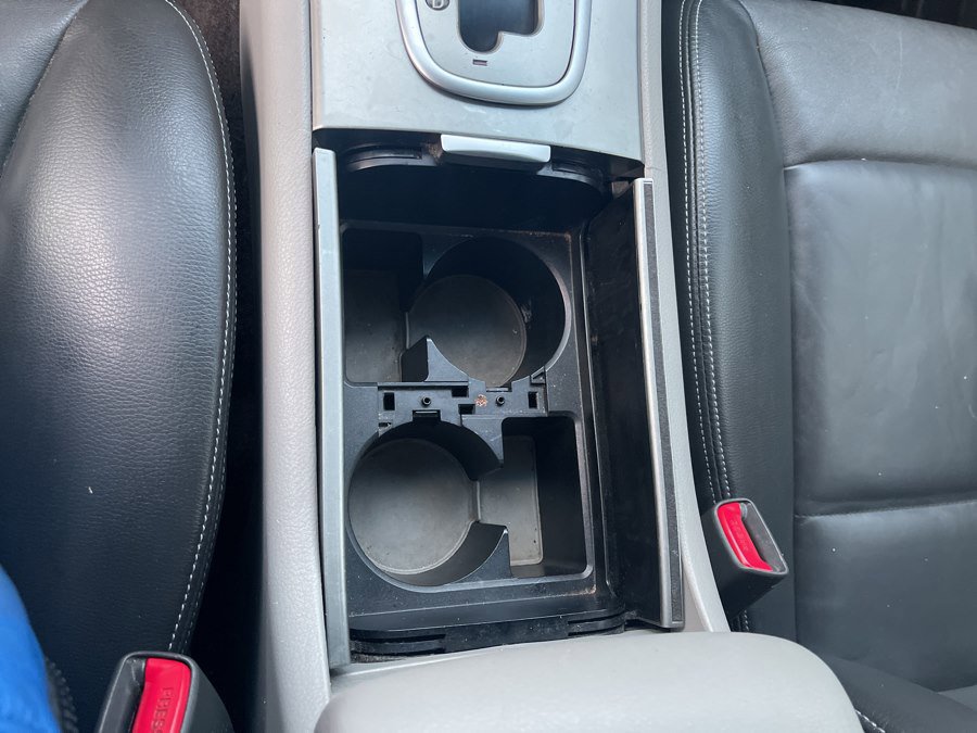 Used 2011 Subaru Tribeca Touring AWD/4WD image 39