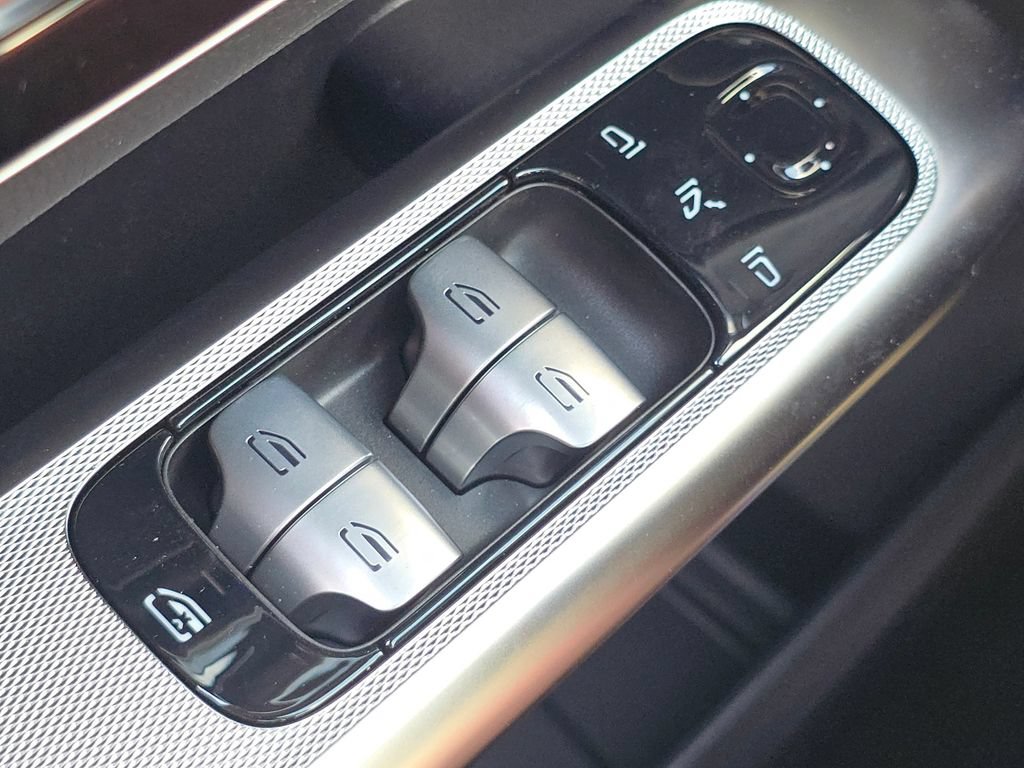 New 2026 Mercedes-Benz GLC 300 4MATIC image 28