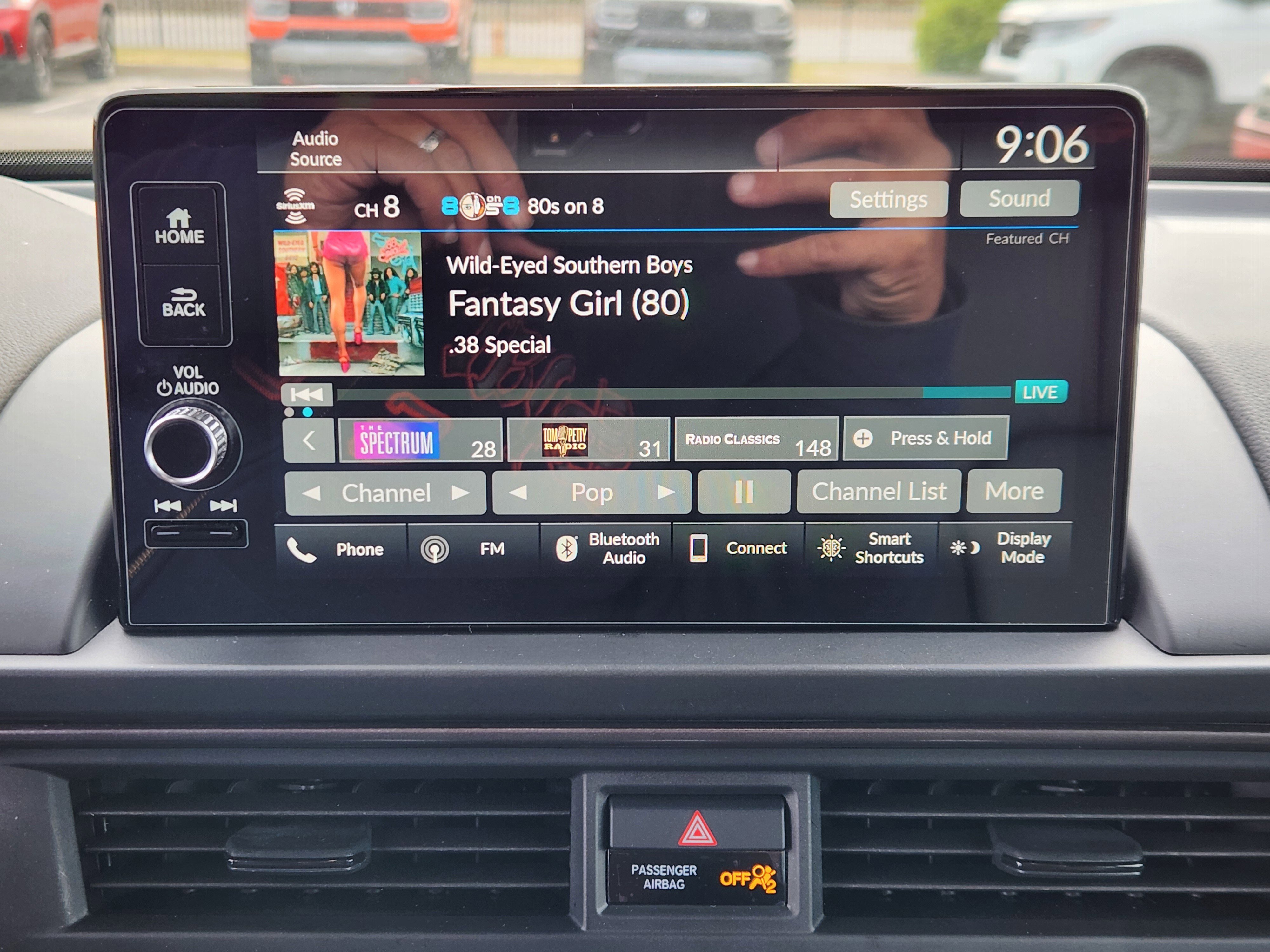 Certified 2025 Honda Pilot TrailSport image 11